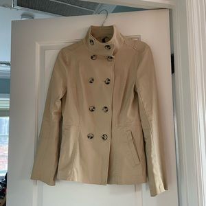 H&M lightweight women’s tan jacket